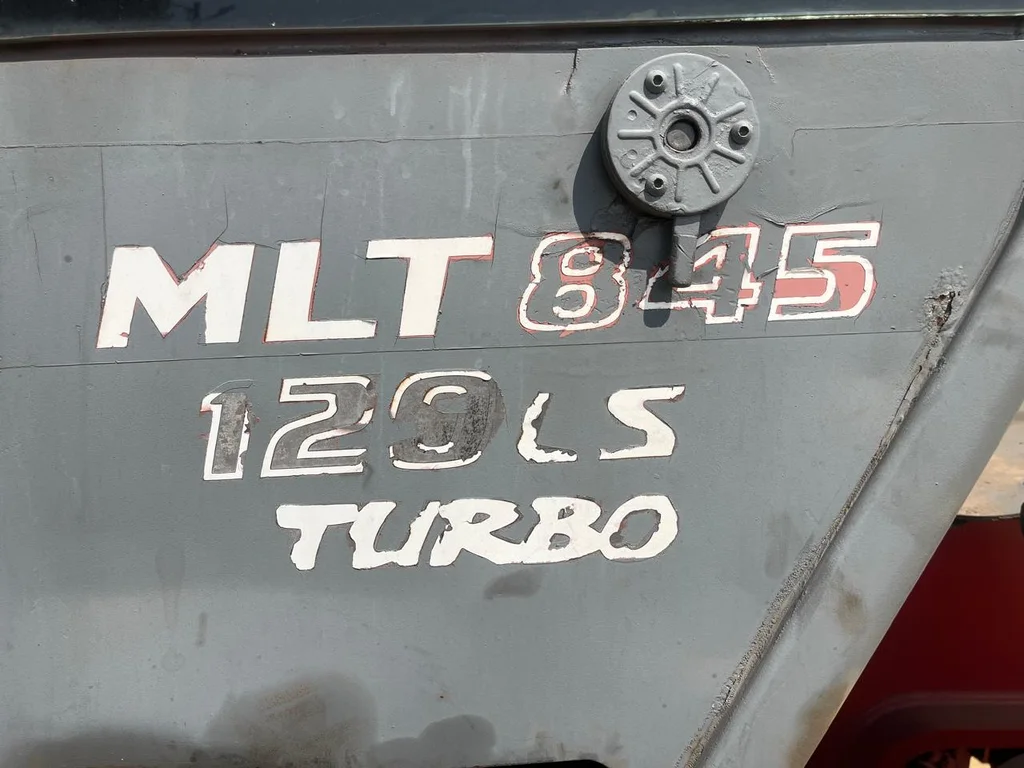 2008 Telehandler 4.5 Ton Manitou MLT845 - Image 6