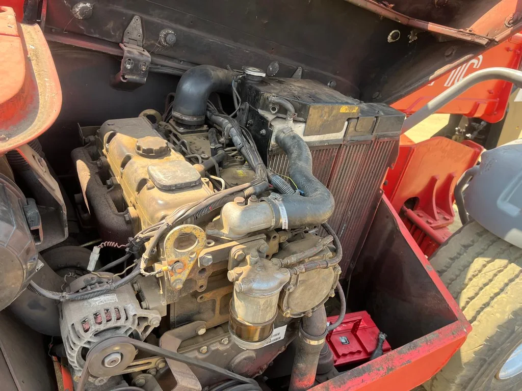 2008 Telehandler 4.5 Ton Manitou MLT845 - Image 7