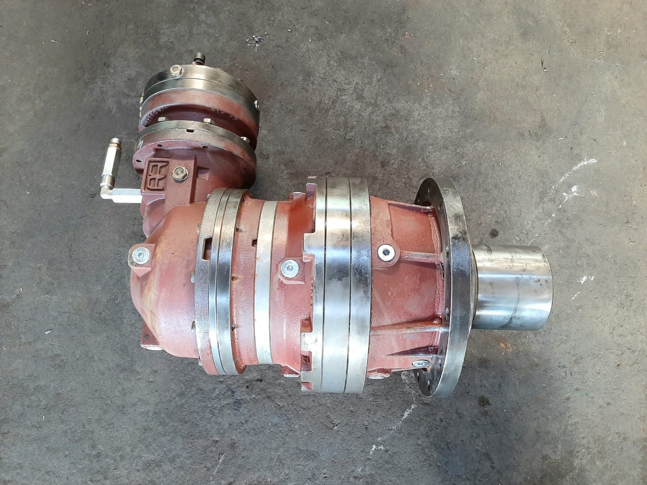 Reggiana Reduttori Planetary Reduction Gear Ratio 116 to 1 - Image 6