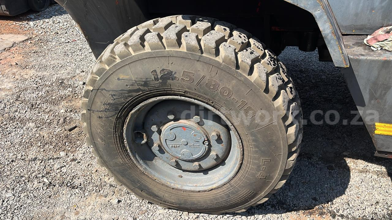 Manitou Rough Terrain Forklift 5 Ton - Image 4