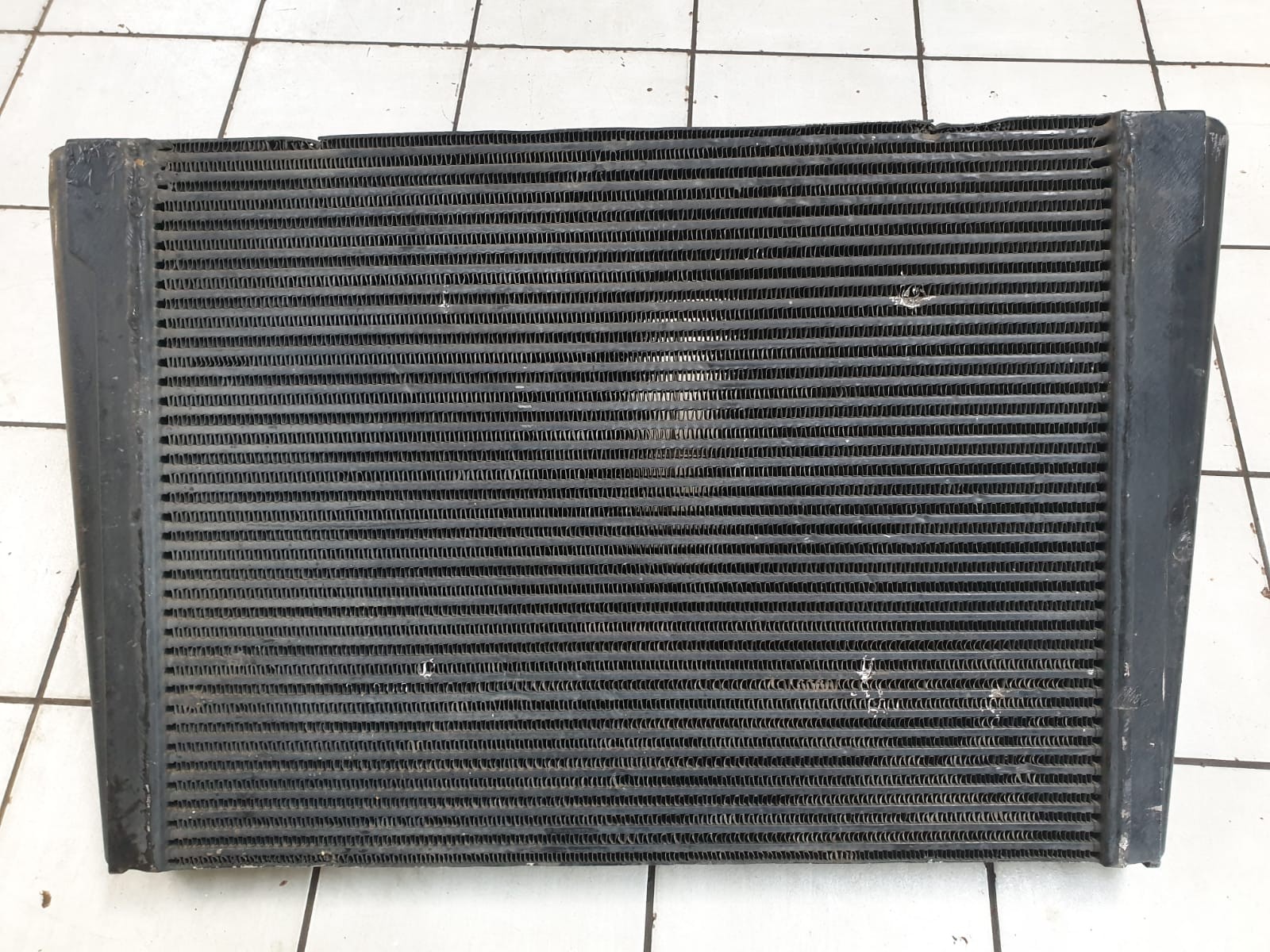 Caterpillar 740B Intercooler - Image 4
