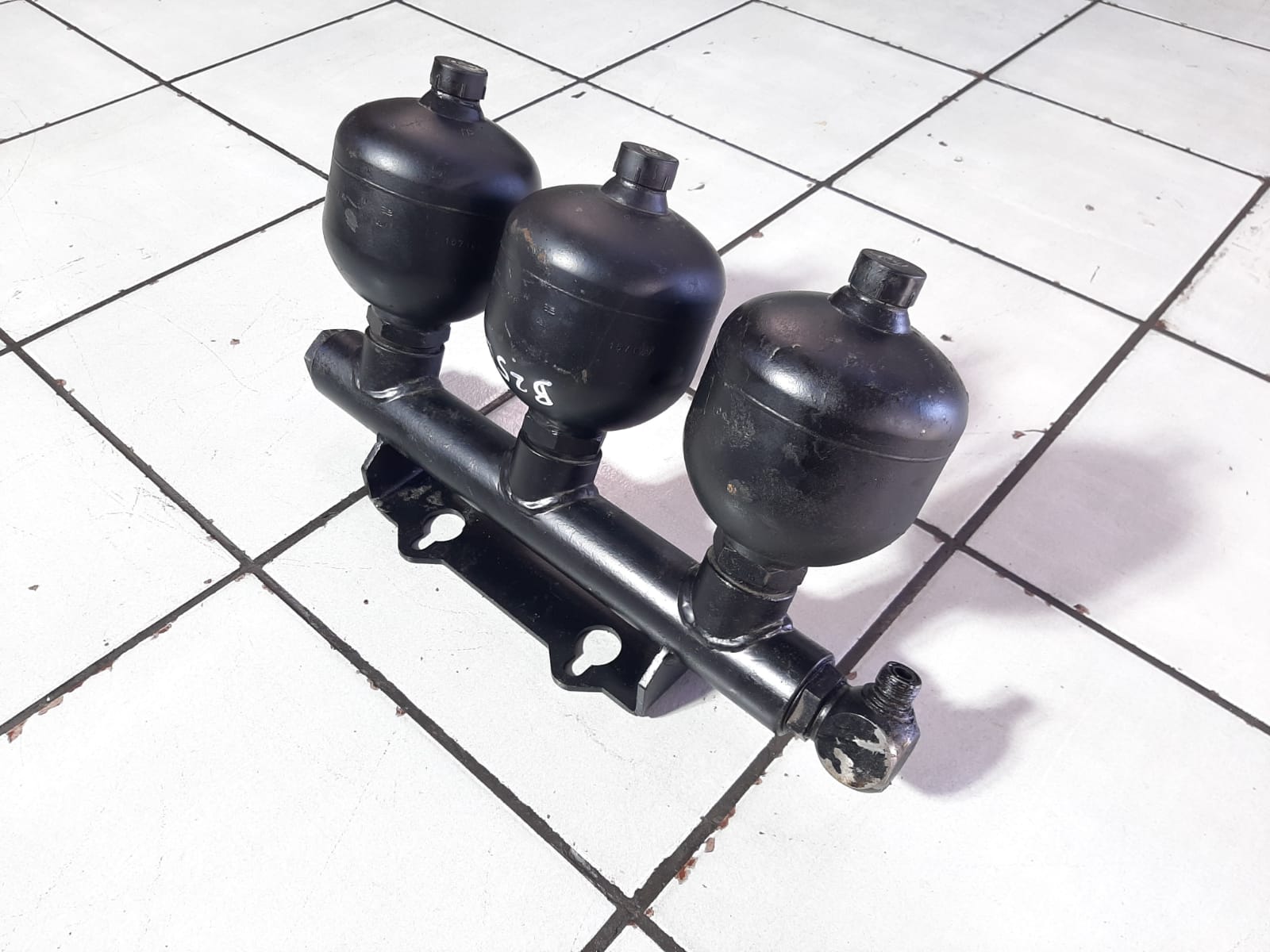 Hydac Hydraulic Accumulator System Hydraulic Shock Absorber - Image 3