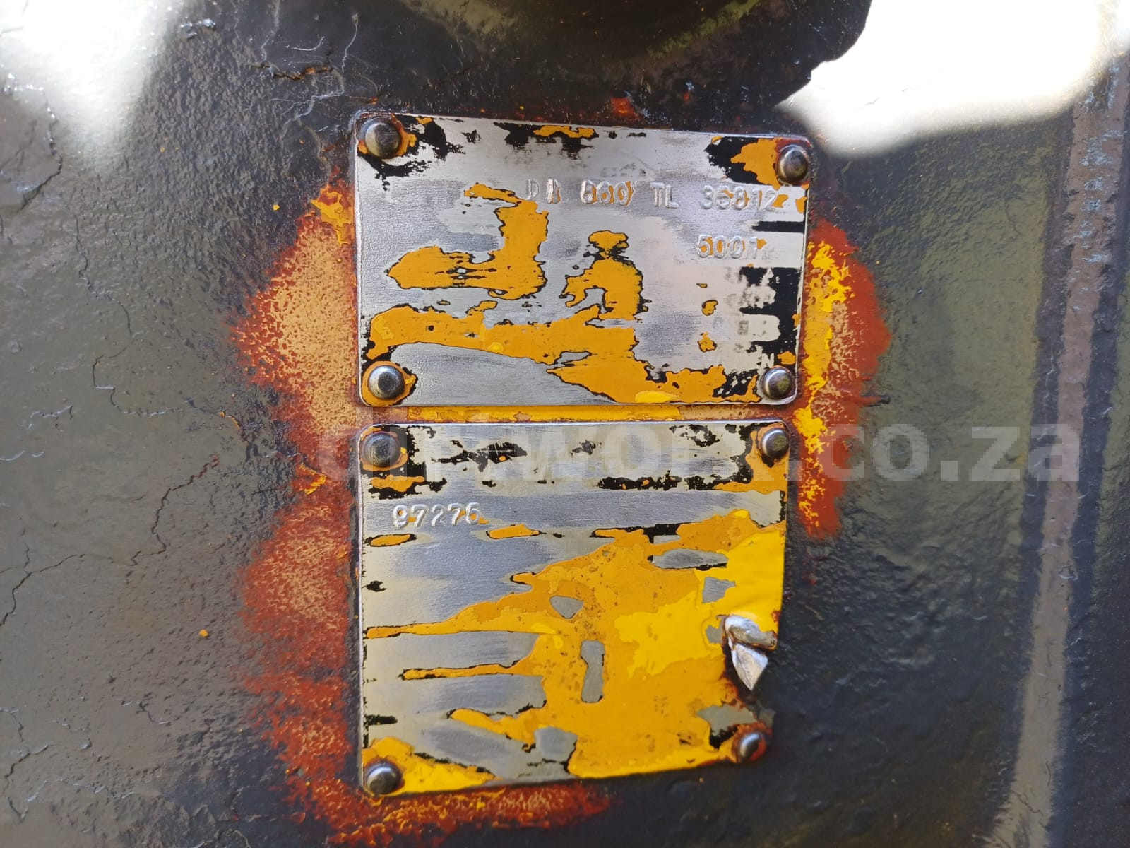 Volvo BM Transmission with Front Differential - Image 5