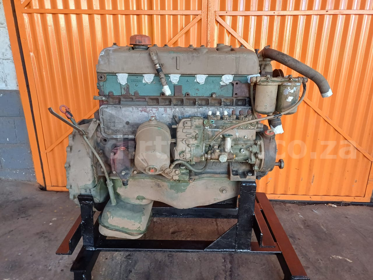 Mercedes Benz OM 352 Engine