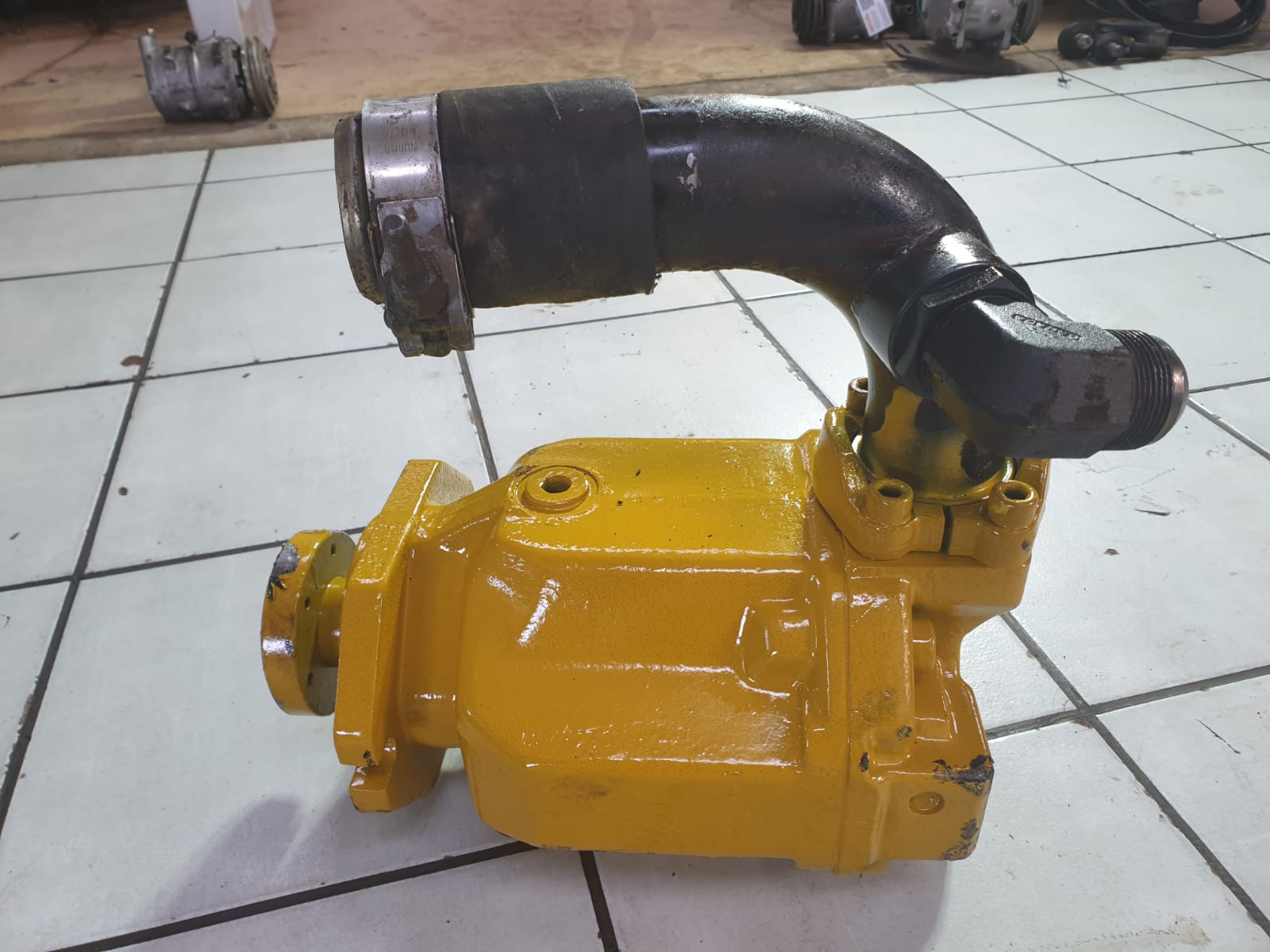 A10V Axial Piston Variable Pump - Image 4