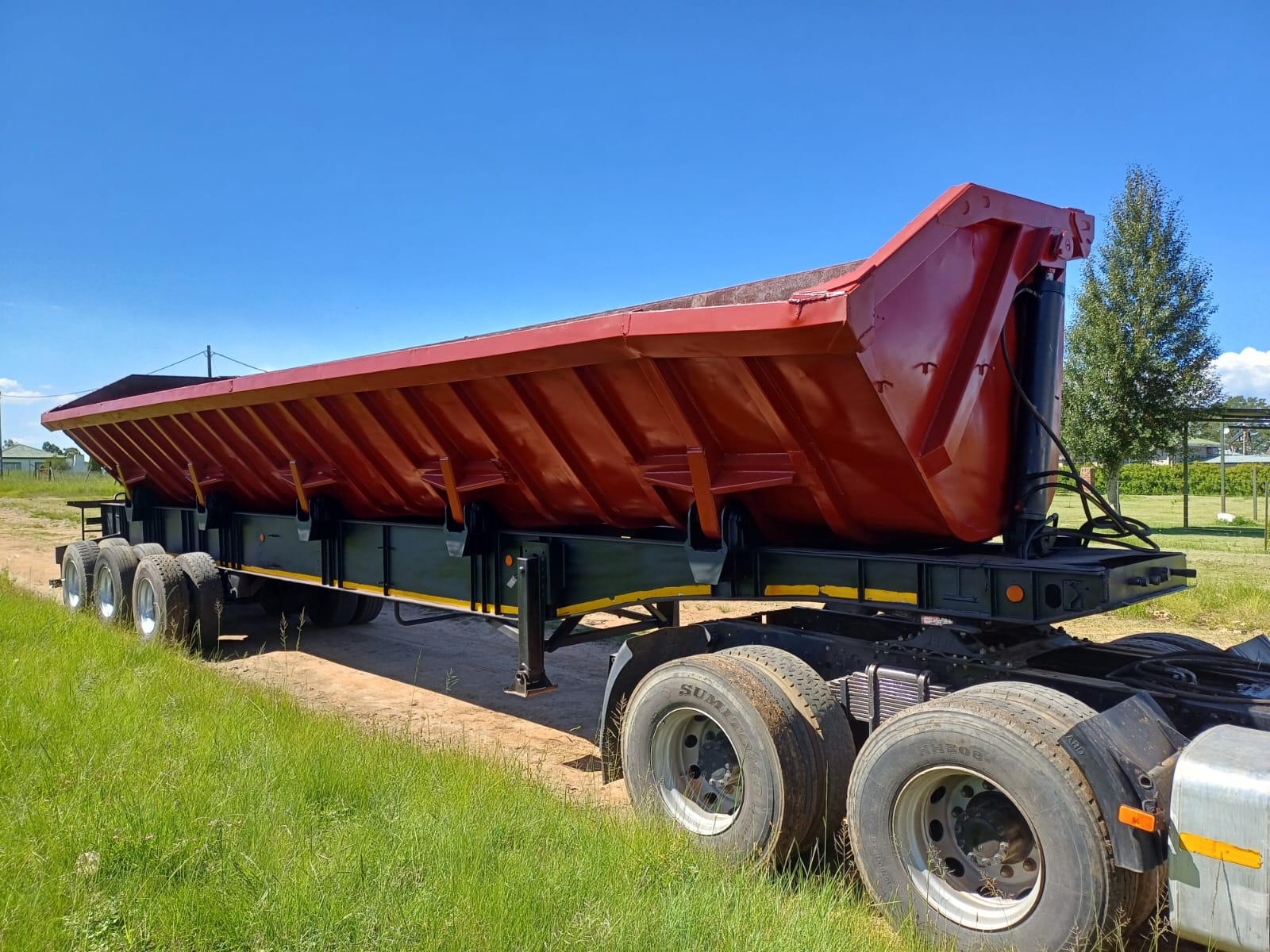 SA Truck Bodies Side Tipper Trailer - Image 2