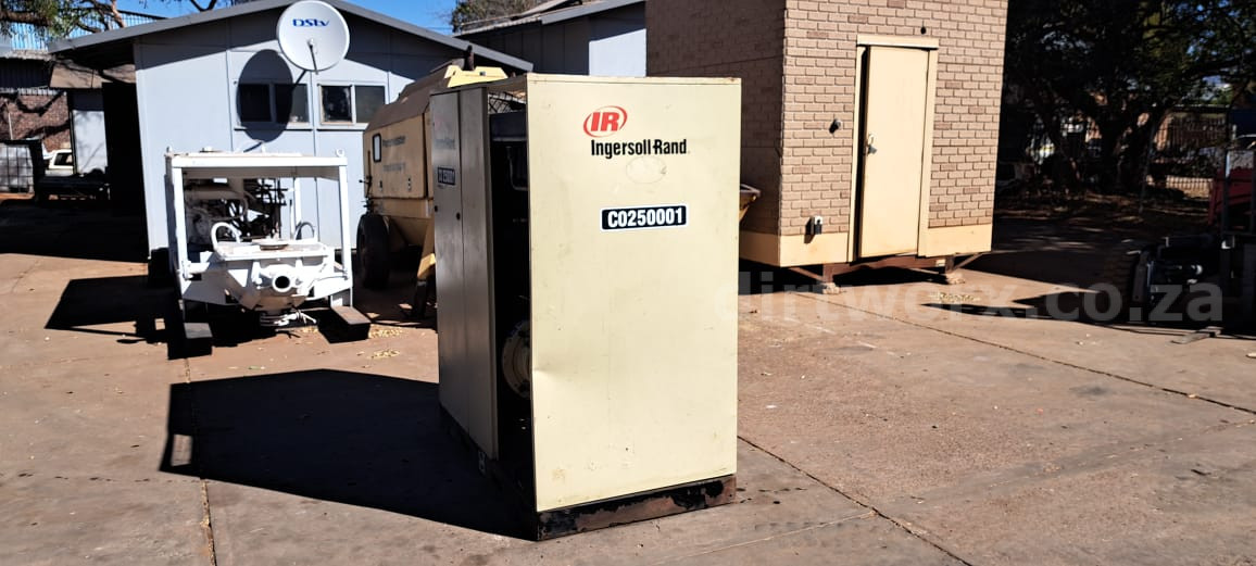 Ingersoll Rand ML45 Compressor 261cfm - Image 11