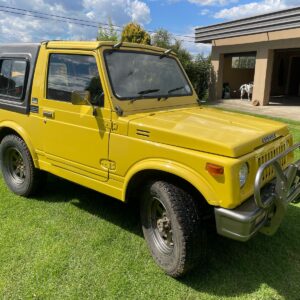 Suzuki SJ410 Jeep