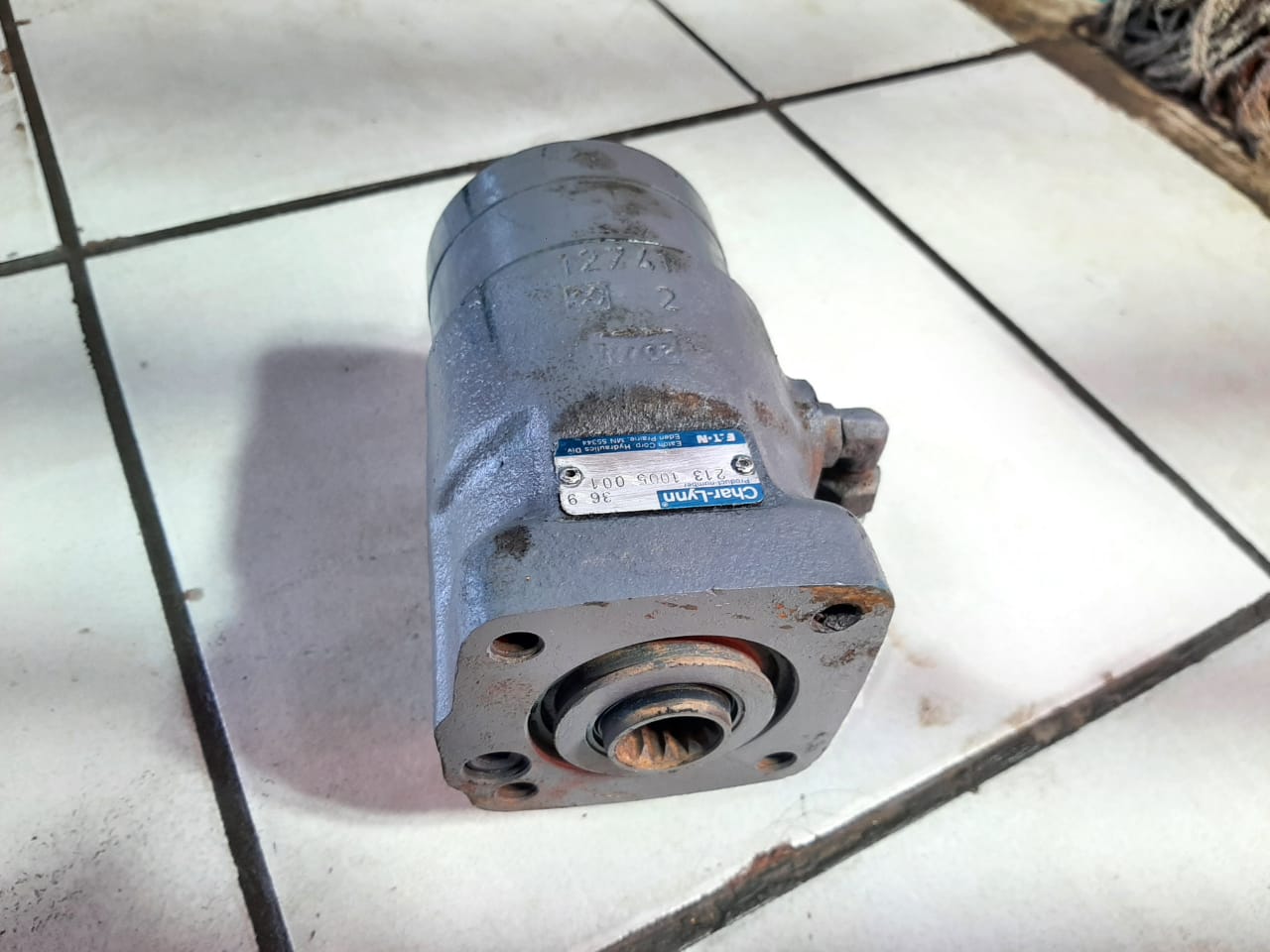 Eaton Char-Lynn Hydraulic Orbital Steering Control Valve 213-1005-001