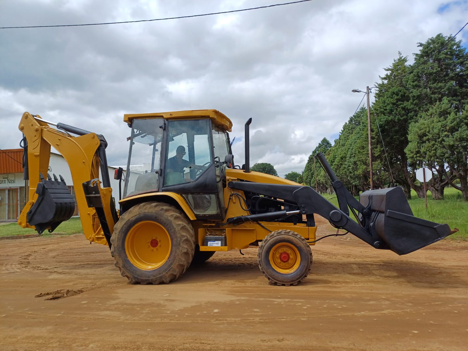 Caterpillar 416D TLB 2X4