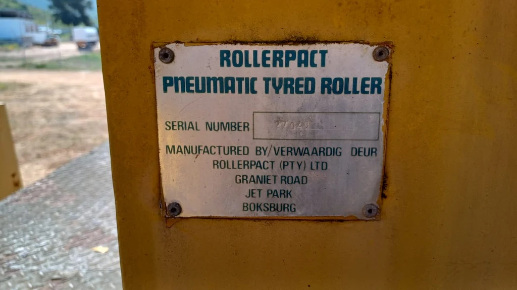 Ingersoll Rand Pneumatic Roller 27 Ton - Image 8
