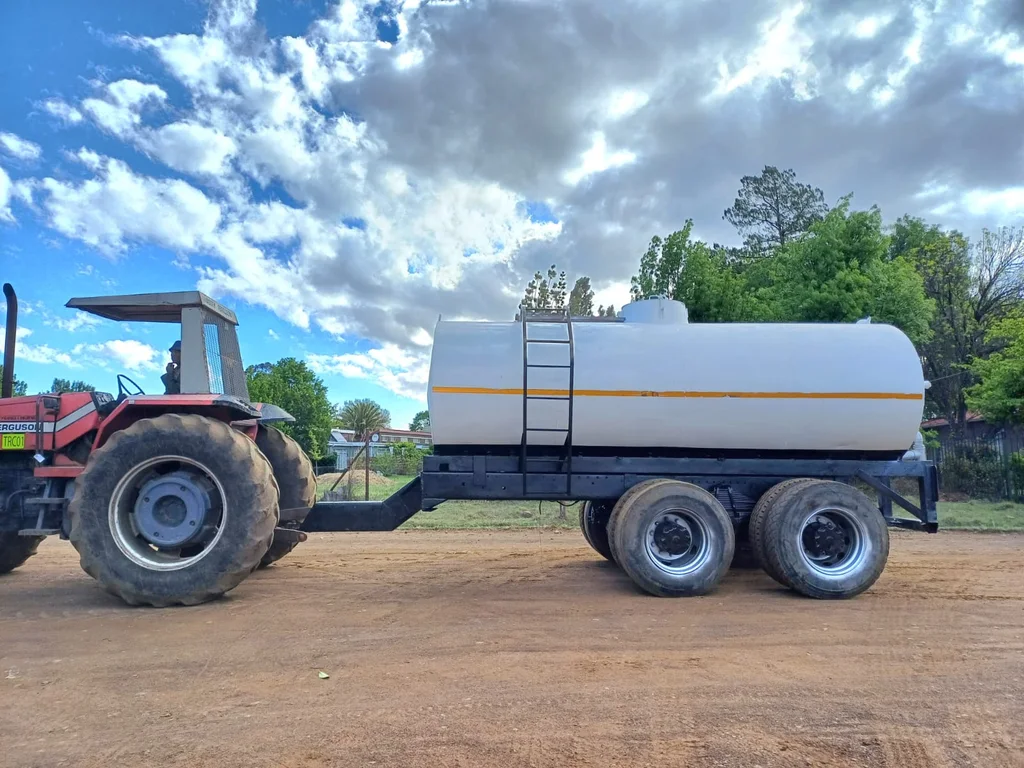 Water Tank Trailer 12700L