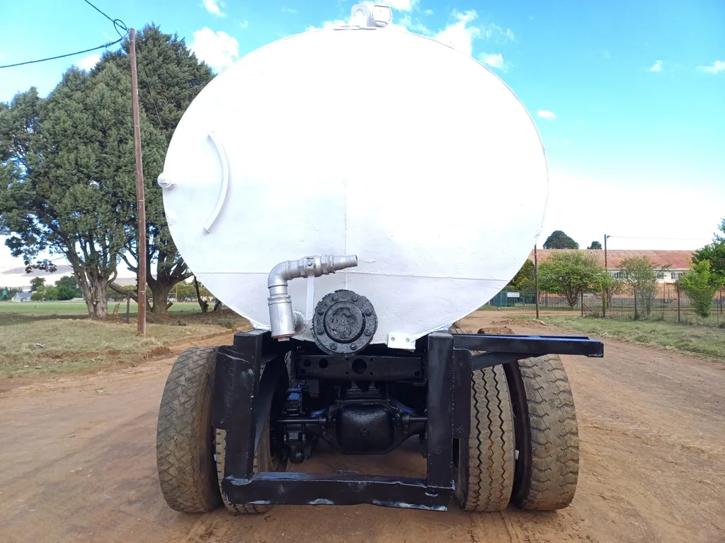 Water Tank Trailer 12700L - Image 4