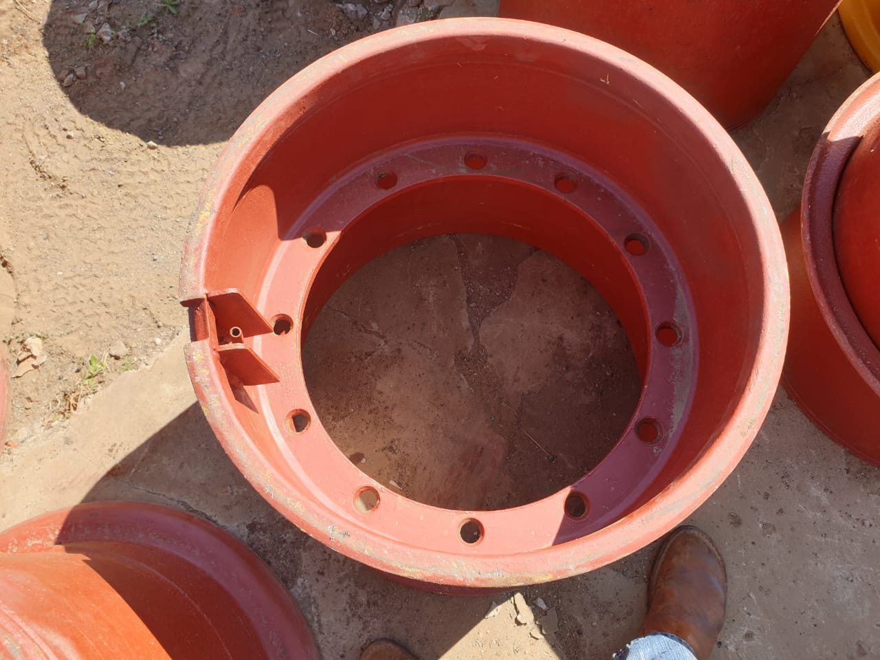 Bell Earthmoving Rim