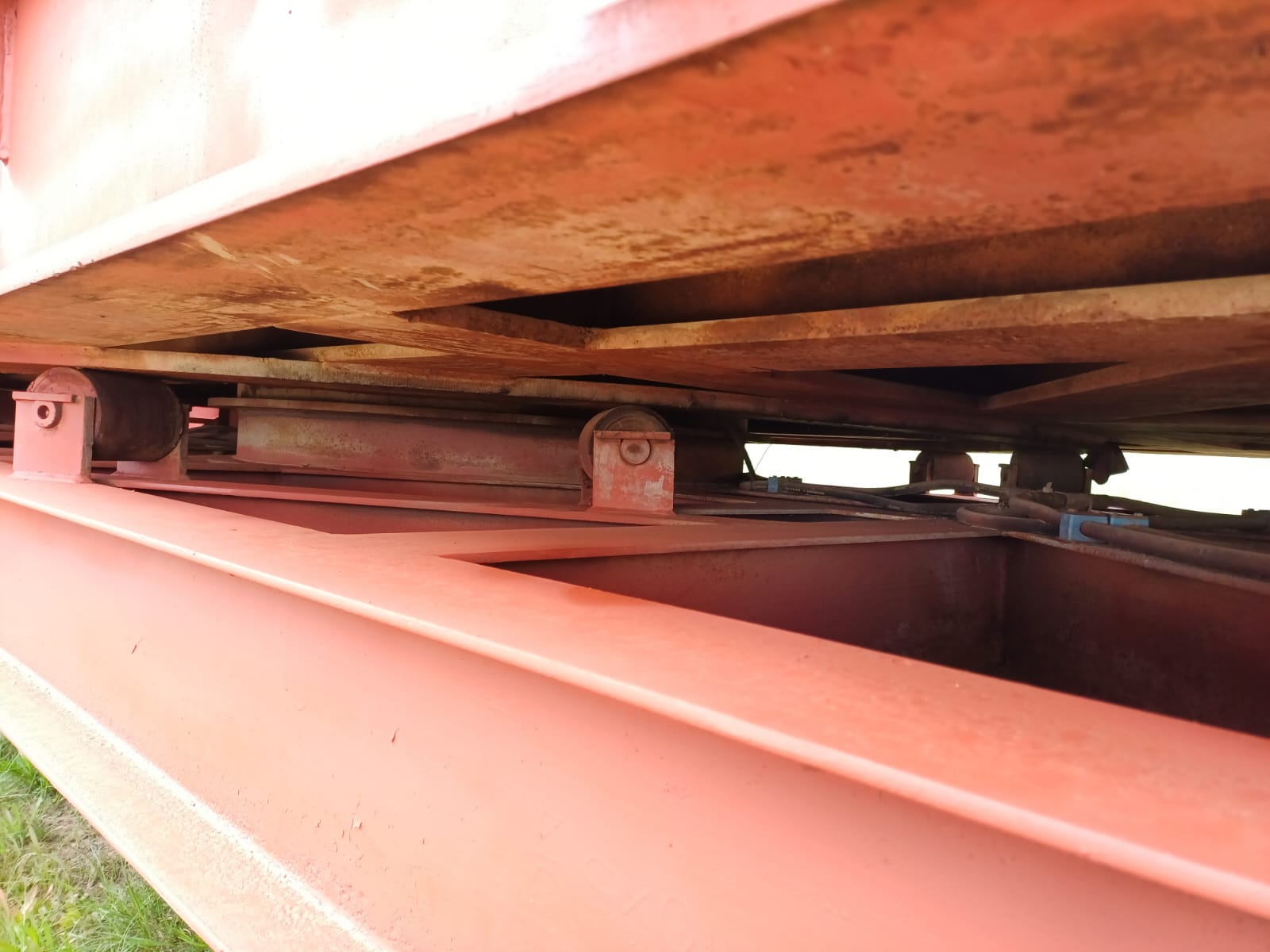 Truck Forklift Rotating Loading Ramp - Image 12