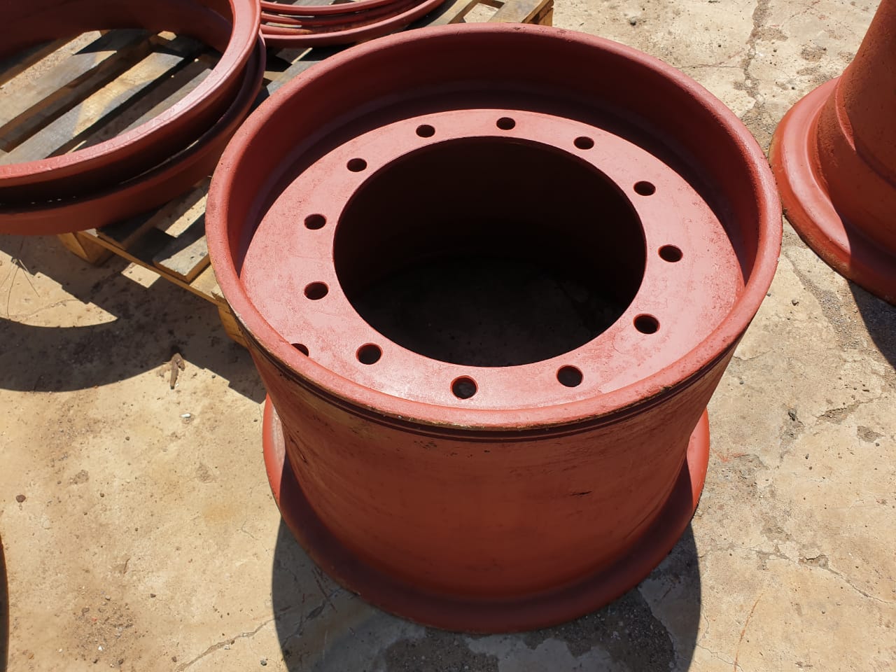 Bell Earthmoving Rim - Image 2