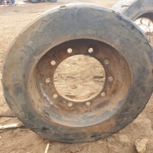 Bearcat Solid Tyres with Rims