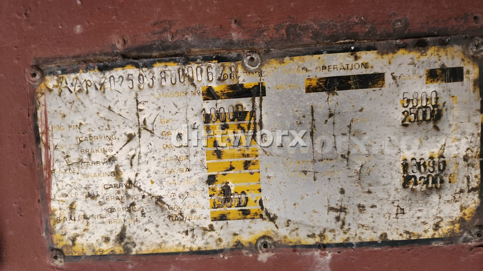 Henred Stepdeck Lowbed Trailer 12.5m - Image 12