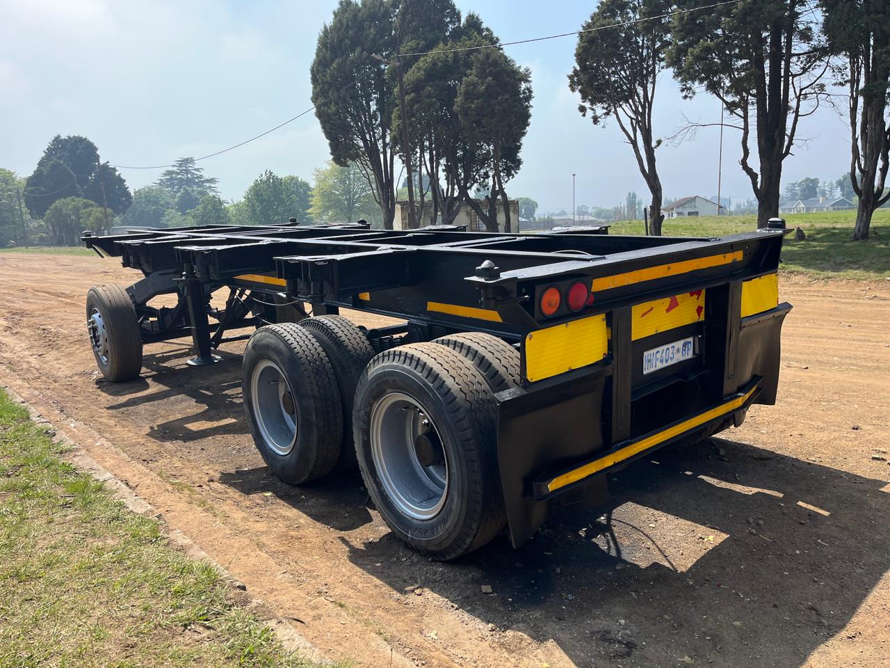 Henred Skeletal Container Trailer - Image 3