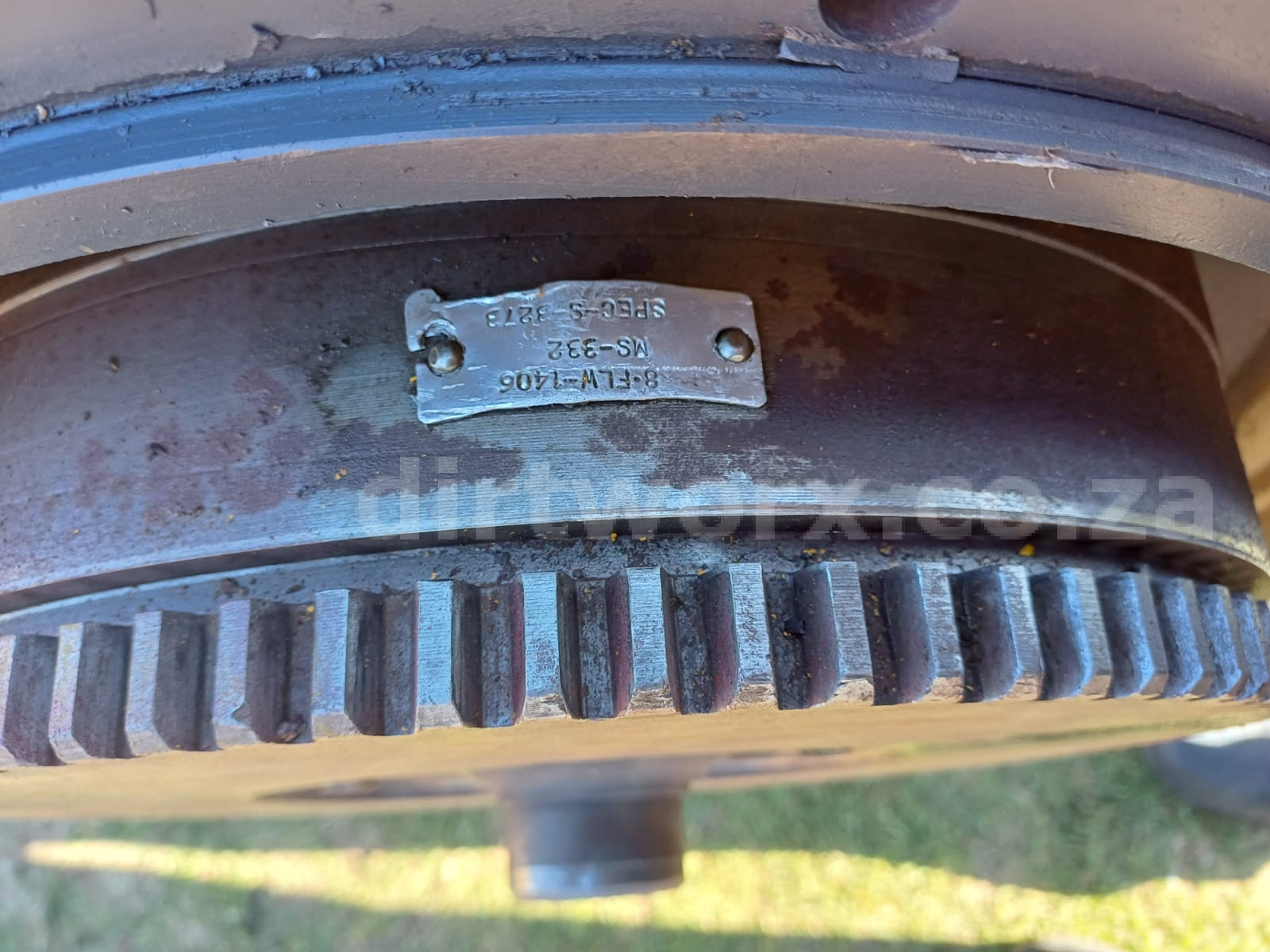 Volvo BM Transmission with Front Differential - Image 8