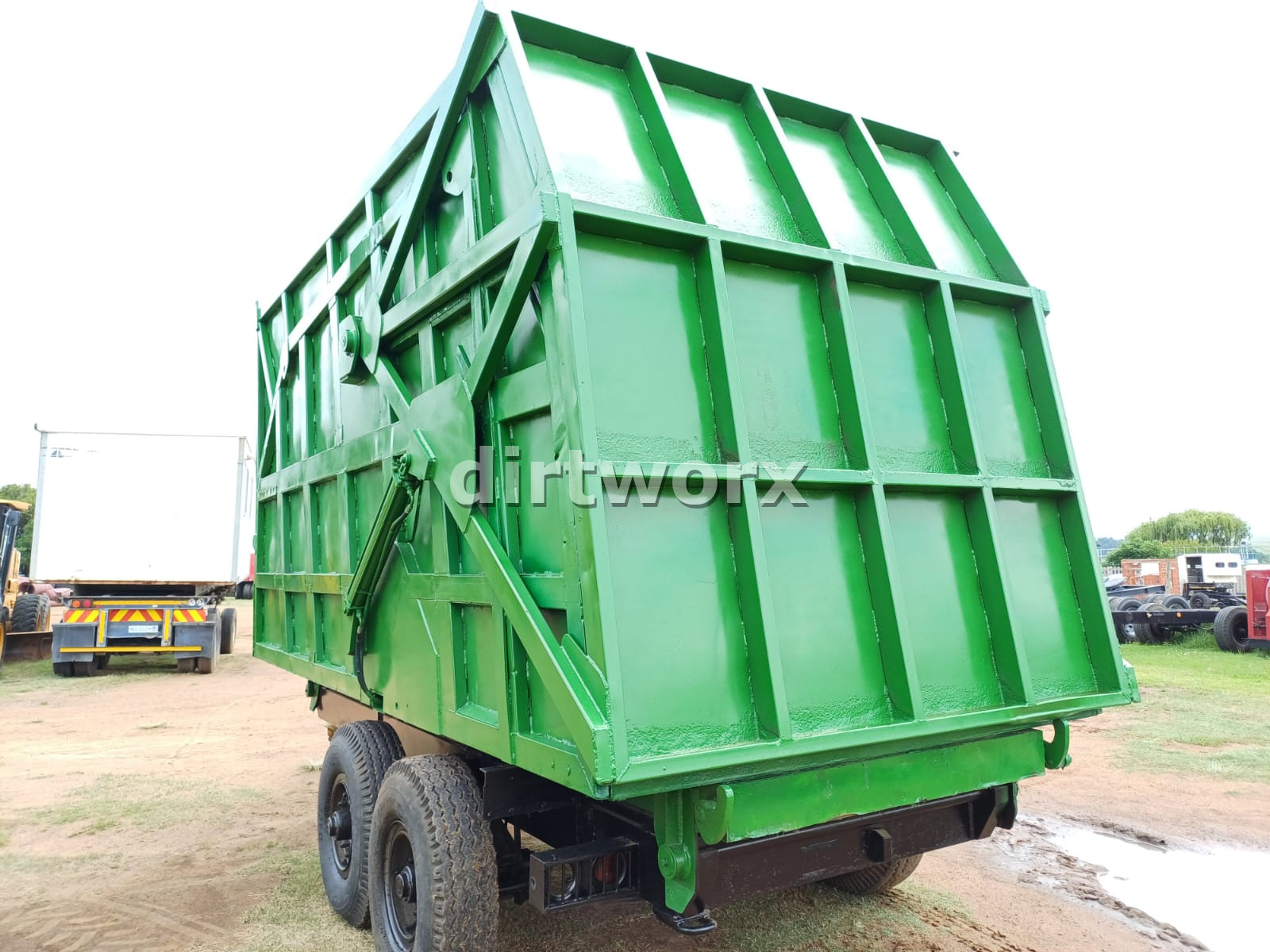 Kuilvoer Grain Silage Trailer - Image 3