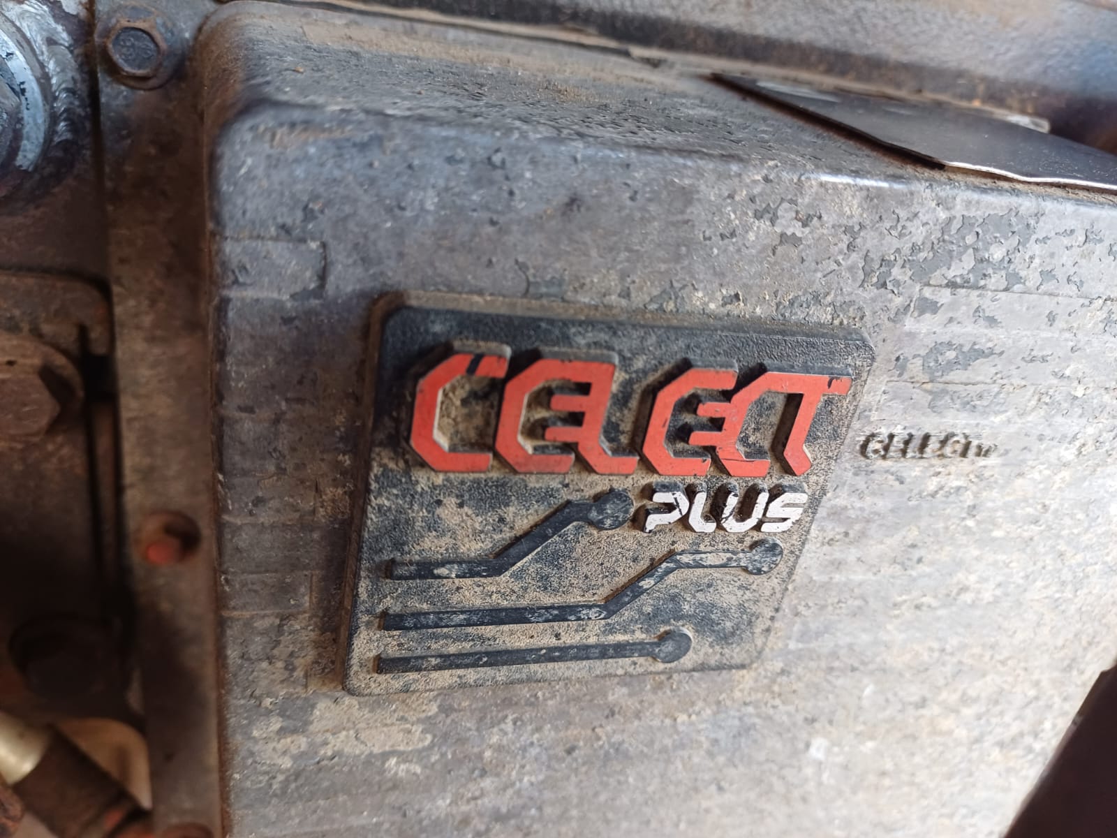 Cummins Celect Plus M11 Engine - Image 9