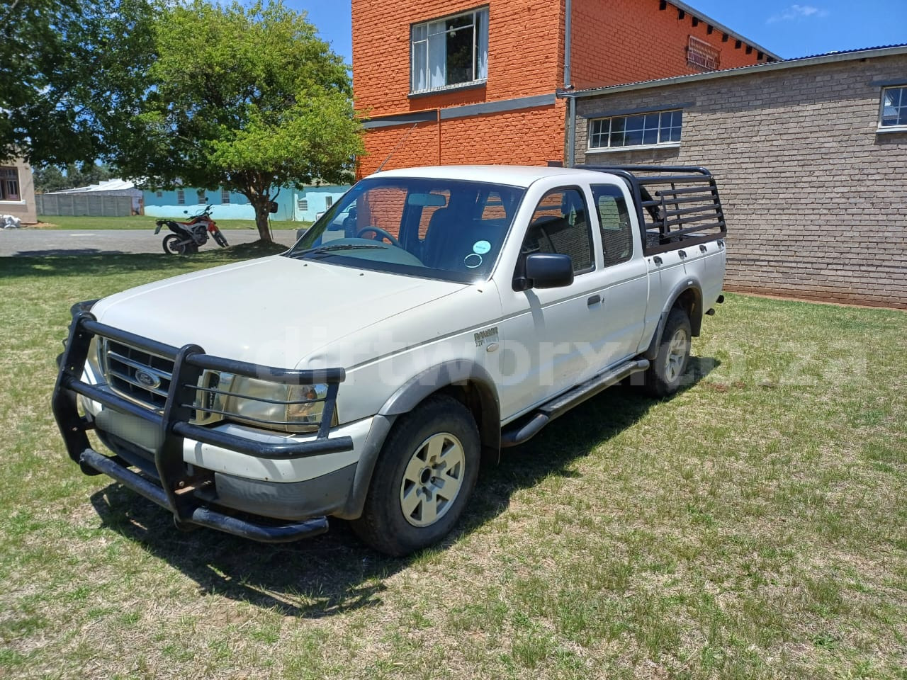 2007 Ford Ranger 2500 XLT Bakkie - Image 2