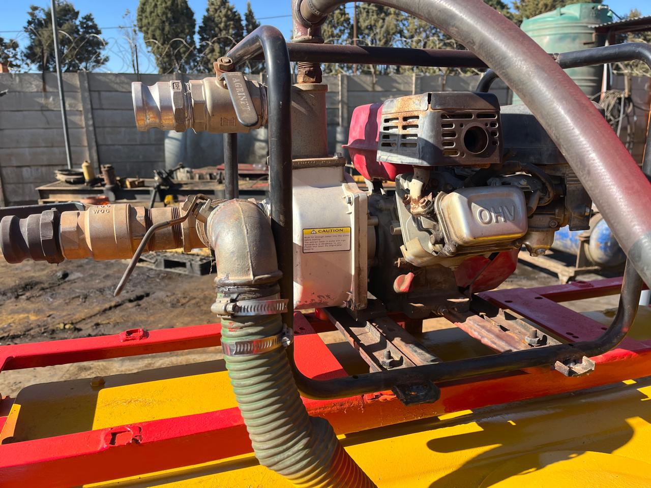 Fire Fighter Bakkie Sakkie Vuurspuit - Image 9