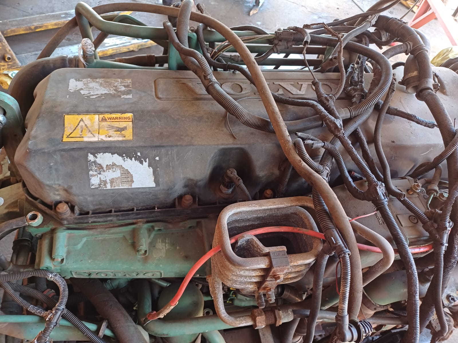 Volvo Penta D9 Engine - Image 9