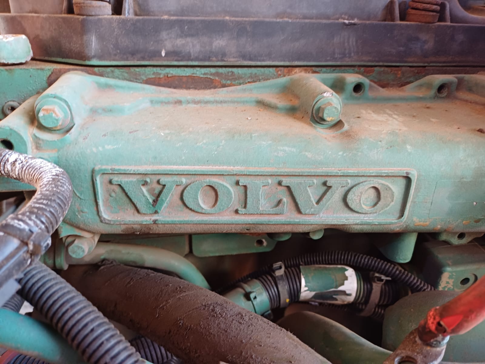 Volvo Penta D9 Engine - Image 11