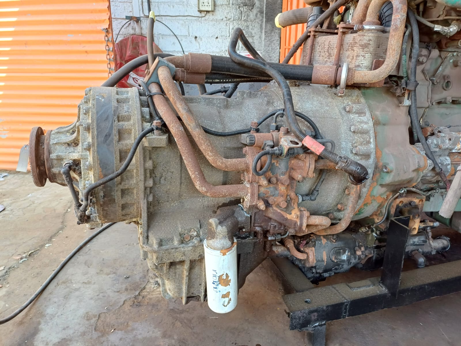 Volvo PT2116 Transmission - Image 3