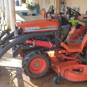 Kubota B2410 Tractor 4×4 Stripping For Spares