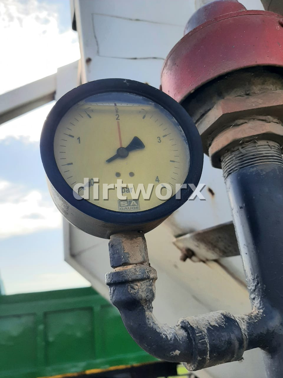 Dry Bulk Cement Tanker Trailer - Image 10