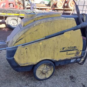 Karcher High Pressure Washer