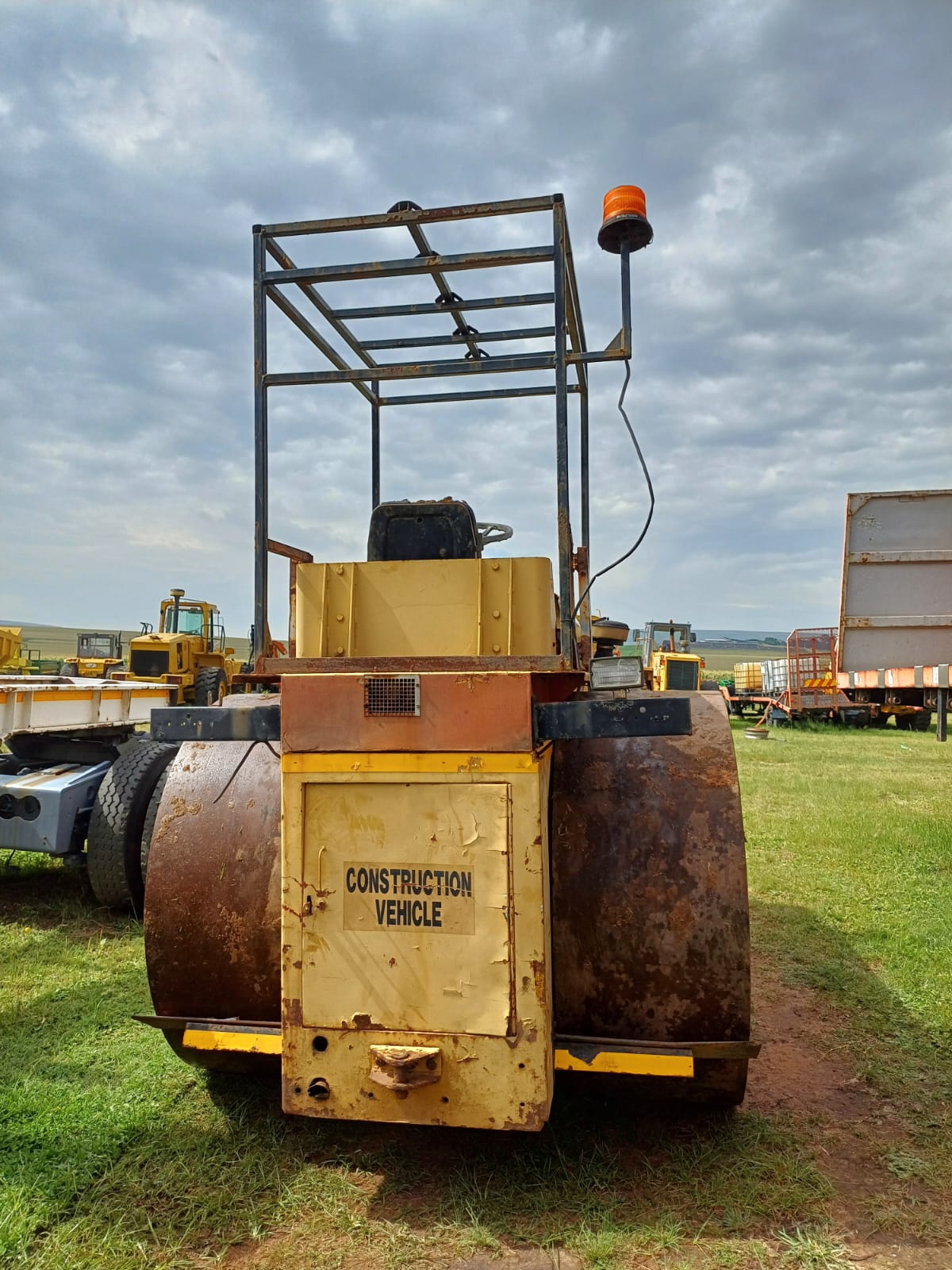 Smooth Drum Roller 15 Ton Deutz Engine - Image 6