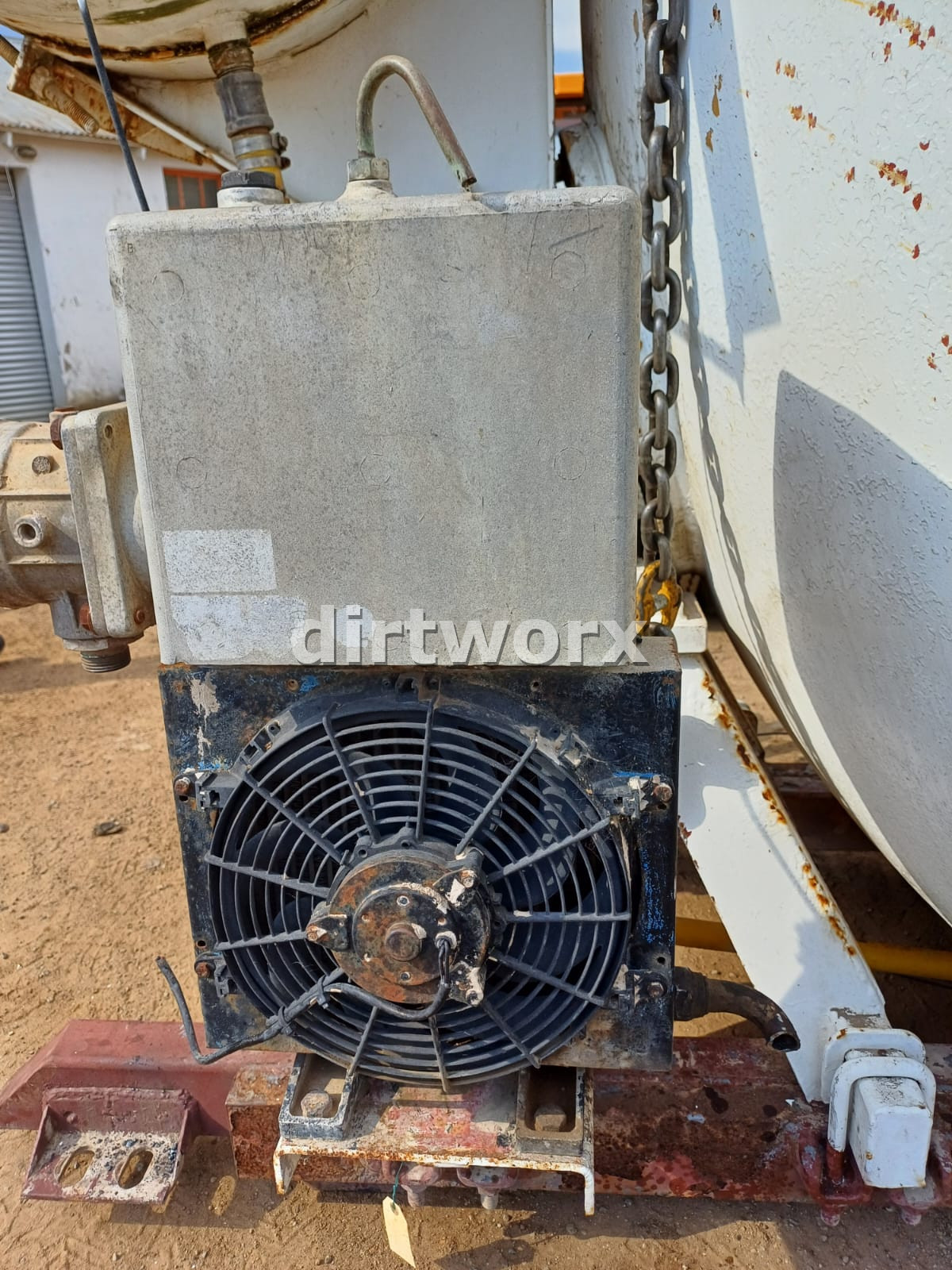 Concrete Mixer Tractor Trailer - Image 15