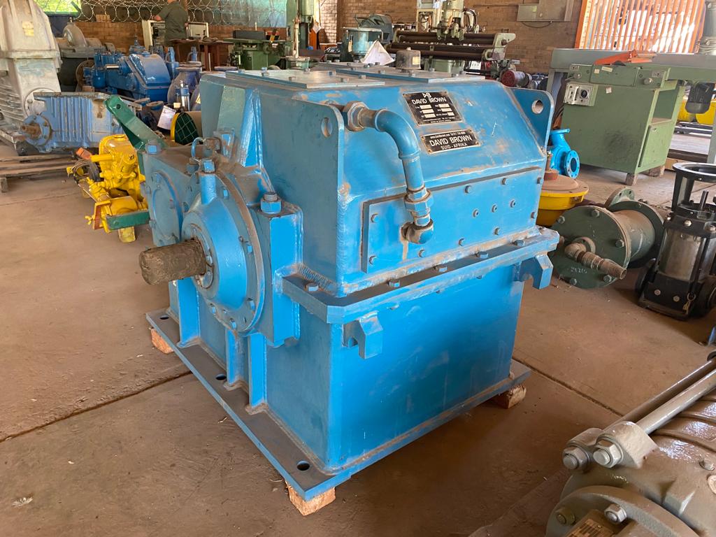 David Brown Reduction Gearbox Ratio 35 to 1 - Image 5