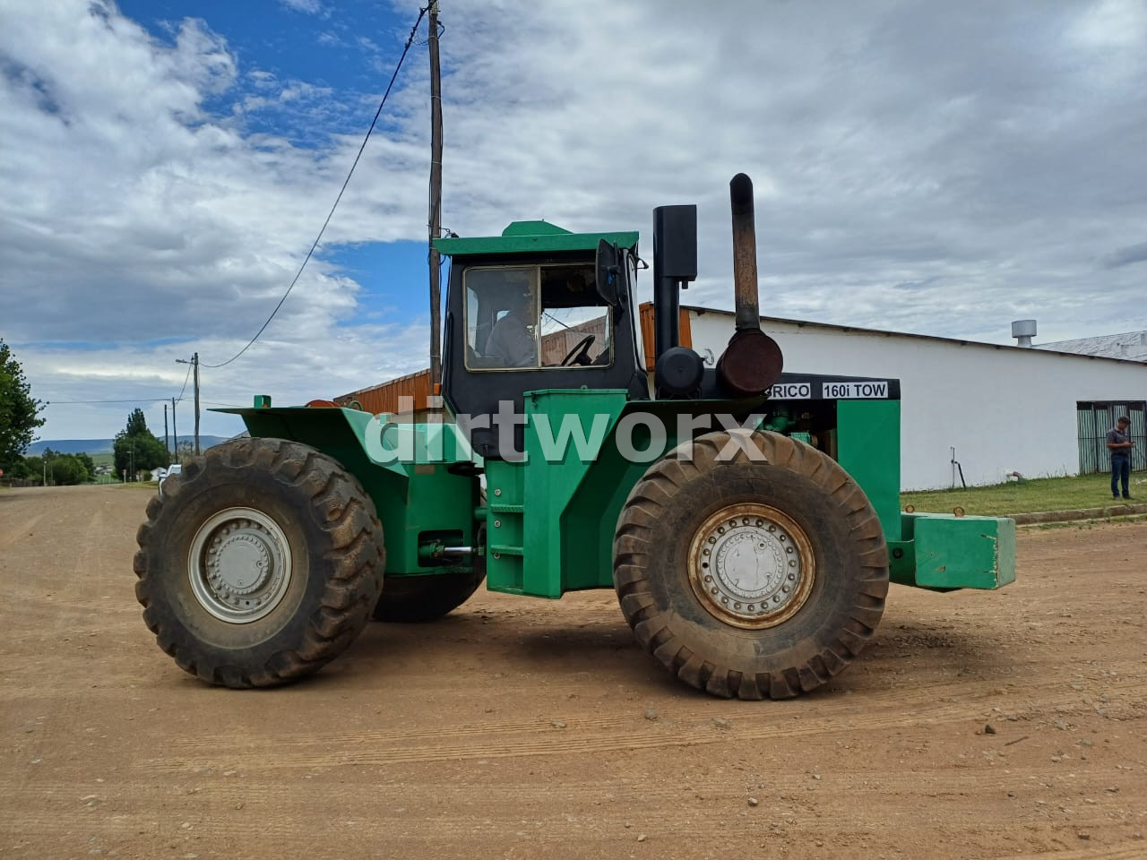Agrico 160i Tow Tractor 4×4 - Image 5