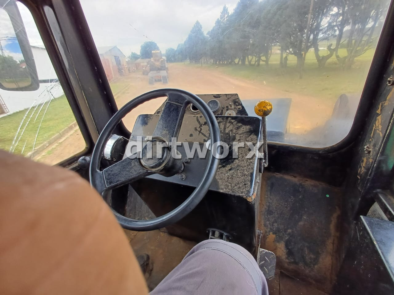 Agrico 160i Tow Tractor 4×4 - Image 12