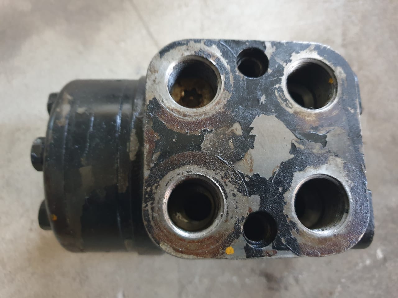 White Drive Products Hydraulic Orbital Steering Control Valve 22712A9HT - Image 2