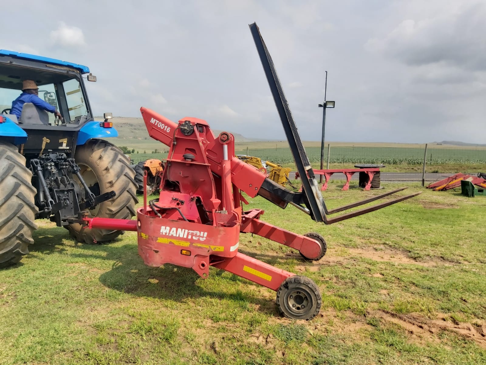 Forklift Tractor Attachment 2,5 Ton - Image 3