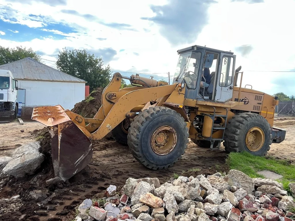 Front End Loader Cheng Gong CG956G - Image 4