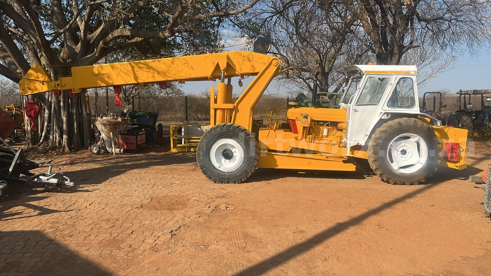 New Holland MH 12 Ton Mobilift Carry Crane