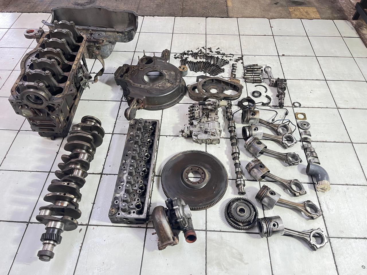 Mercedes Benz ADE 366 Ti Engine Spares - Image 4