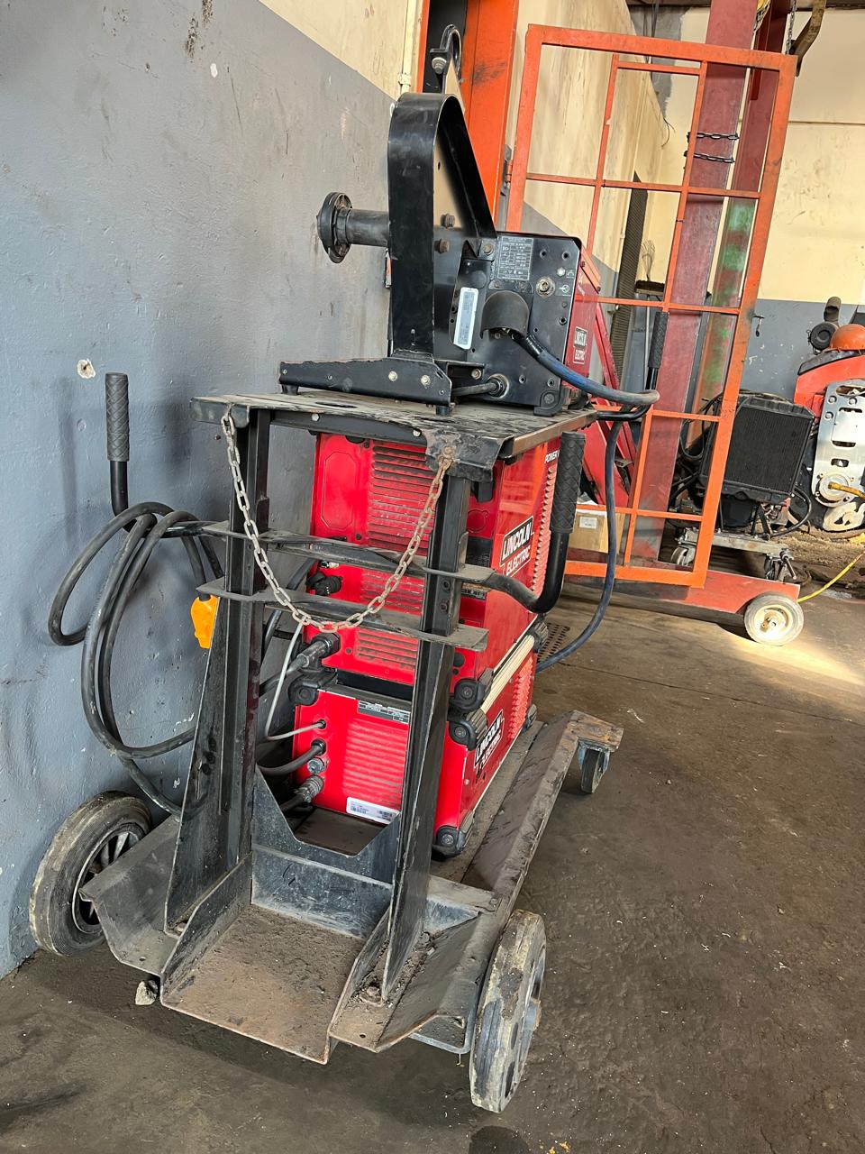 Lincoln Electric Power Wave S350 MIG/MAG Welder - Image 5