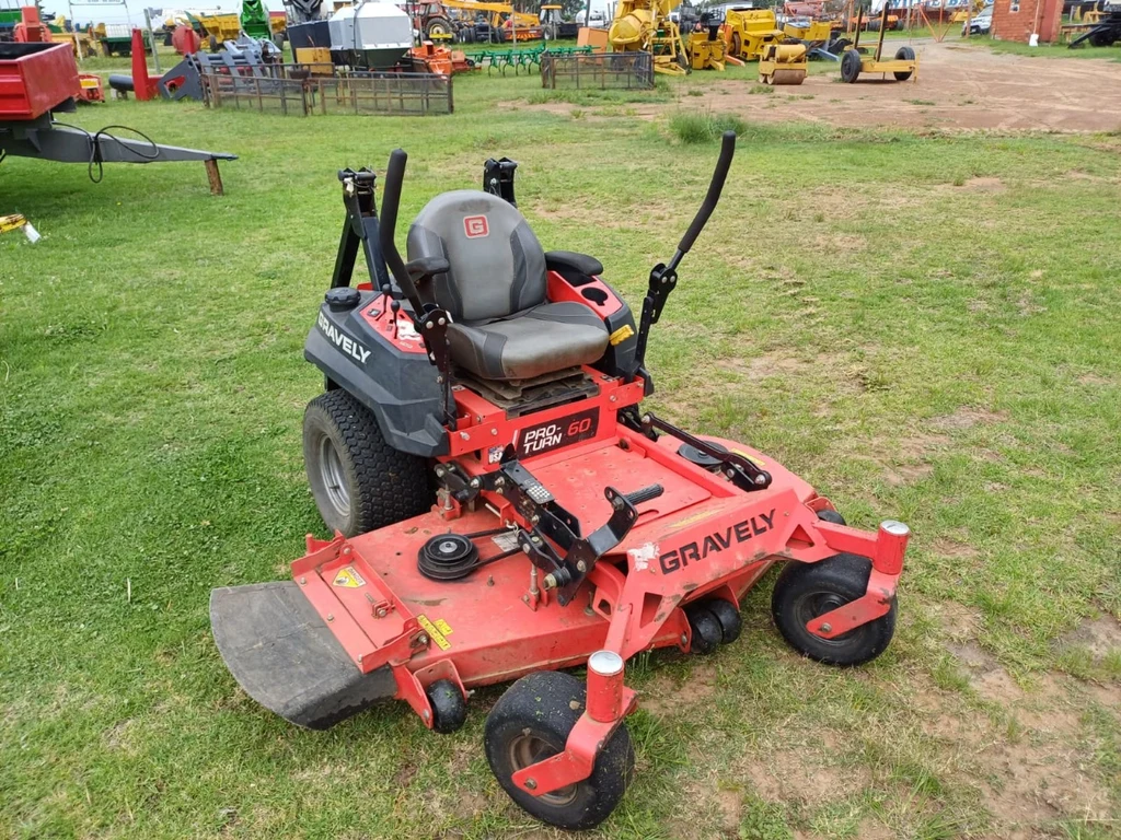 Gravely Proturn 60 Zero-Turn Ride On Lawnmower