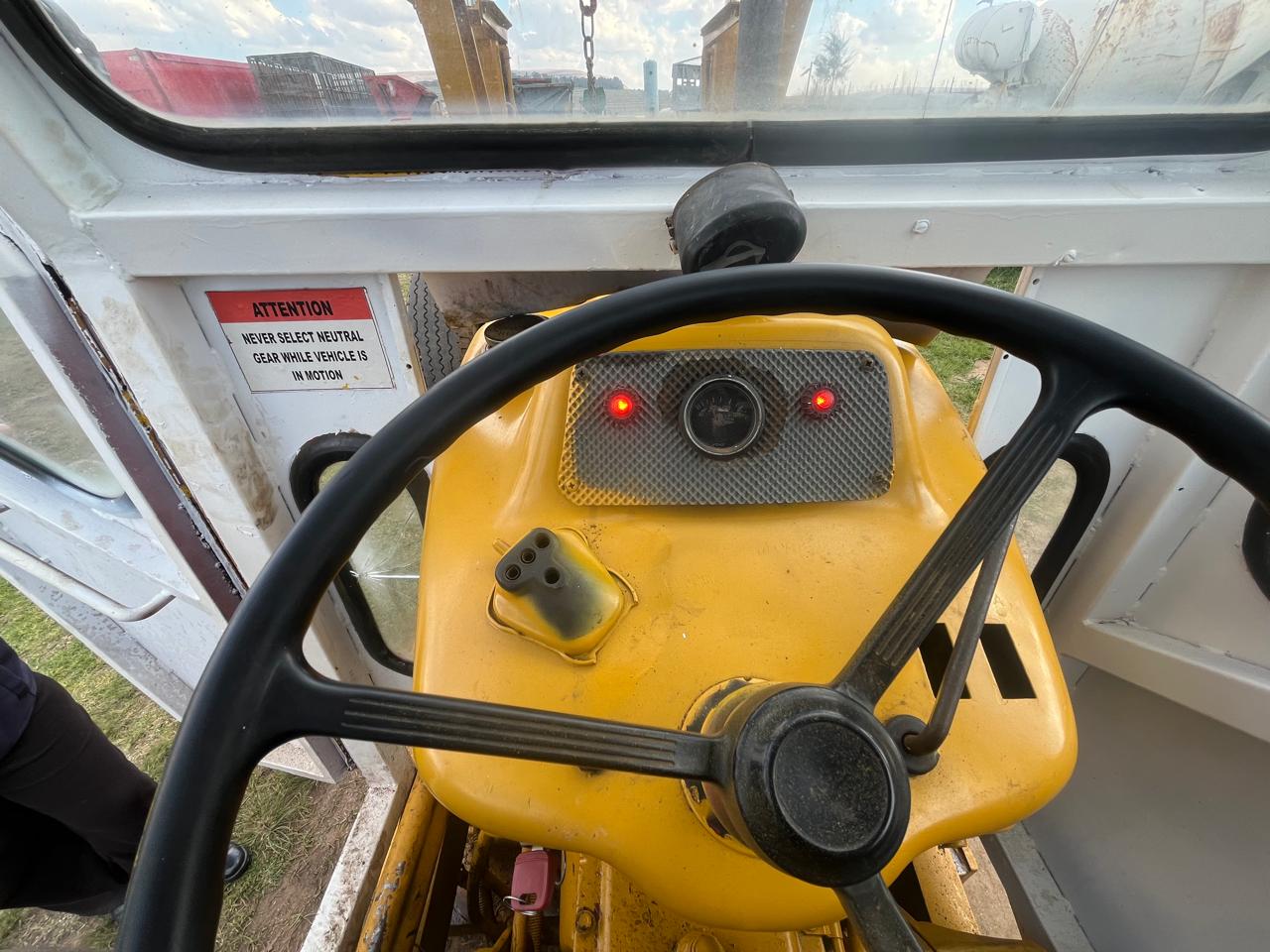 Ford Mobilift Carry Crane 12 Ton - Image 14