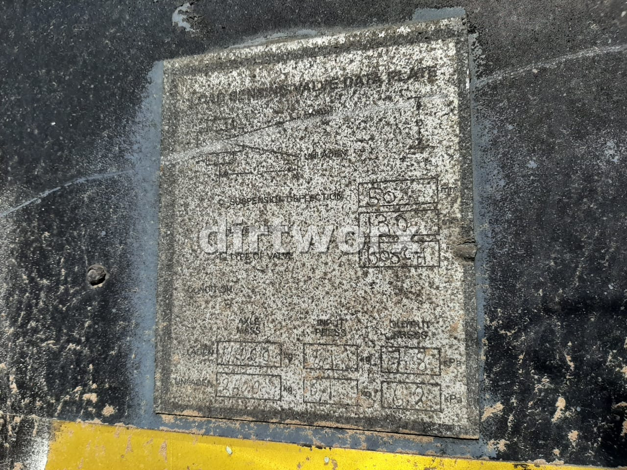 Henred Skeletal Lowbed Container Trailer - Image 3