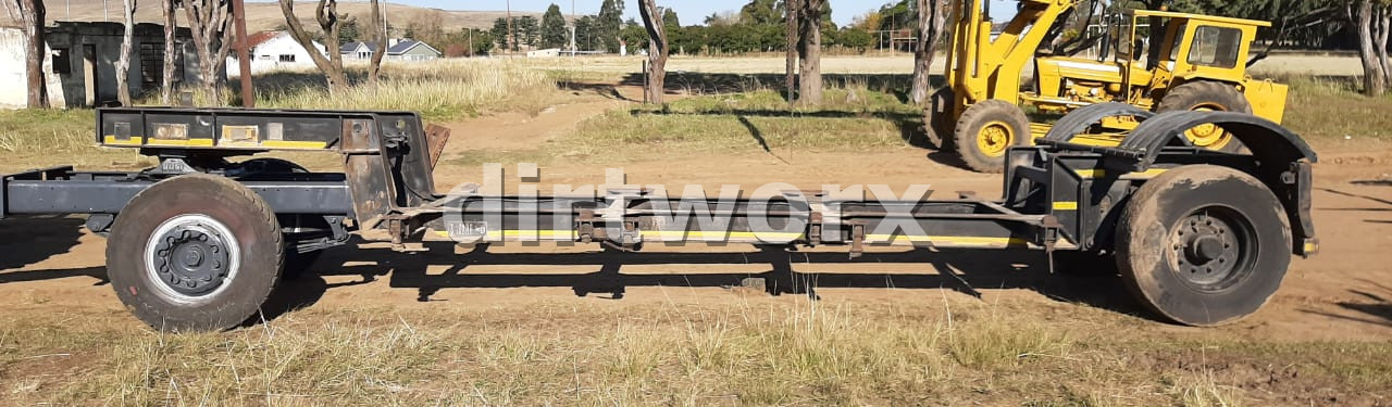 Henred Skeletal Lowbed Container Trailer - Image 5