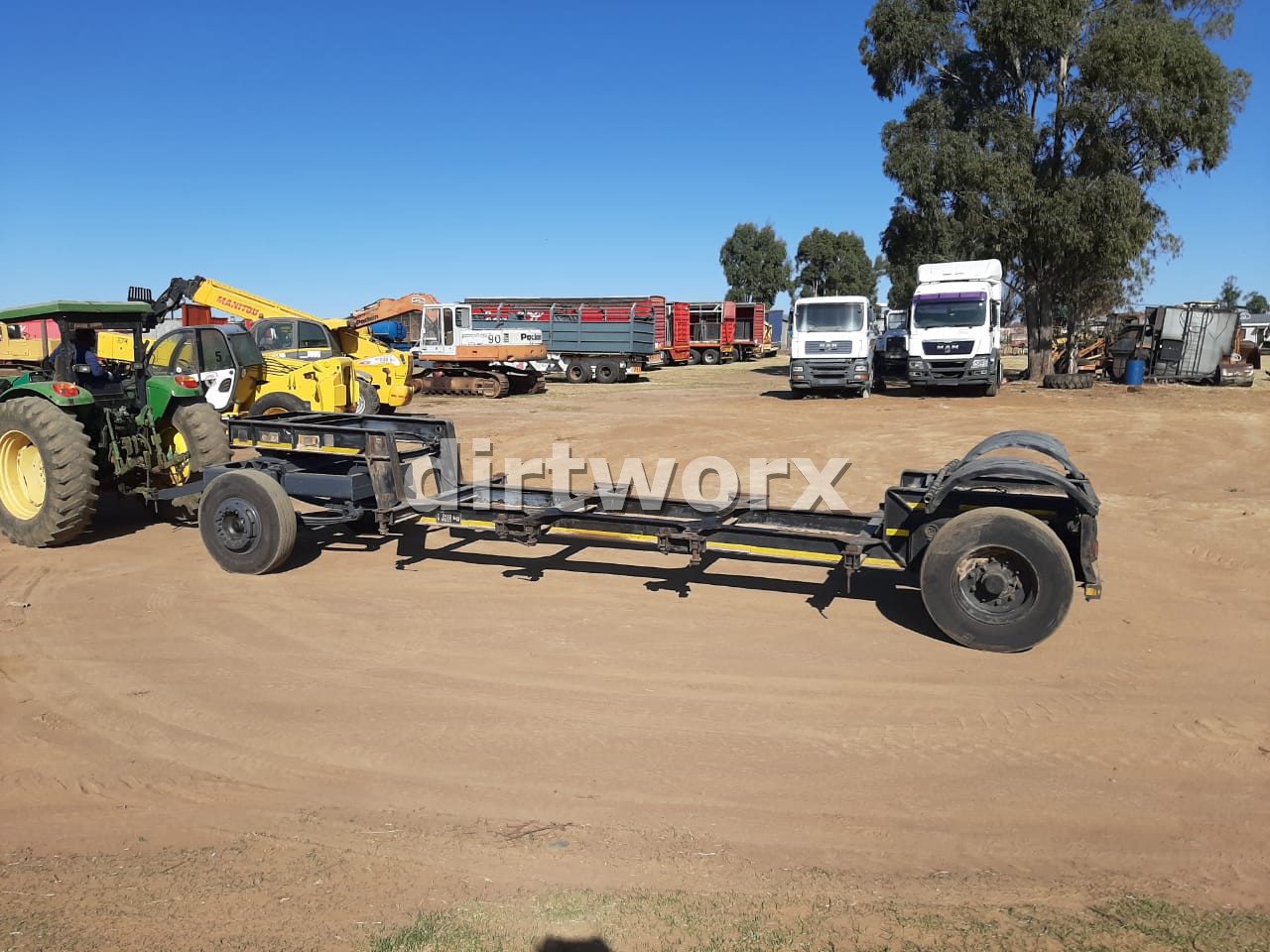 Henred Skeletal Lowbed Container Trailer - Image 11